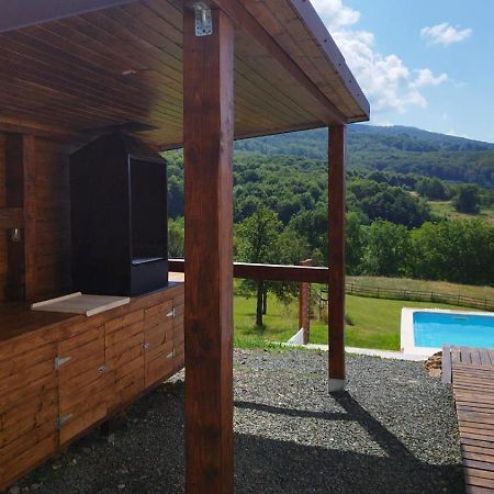 Le Chalet M - Cabana Cu O Panorama De Poveste. Surdesti  Exteriör bild